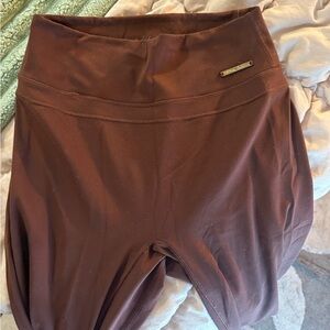 Whitney Simon’s Gymshark leggings